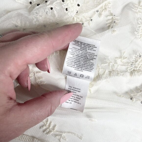 NWOT Jessica Simpson XS Cream Lace Beaded V Neck Sheer Blouse Sheer w/Camisole - Picture 8 of 11